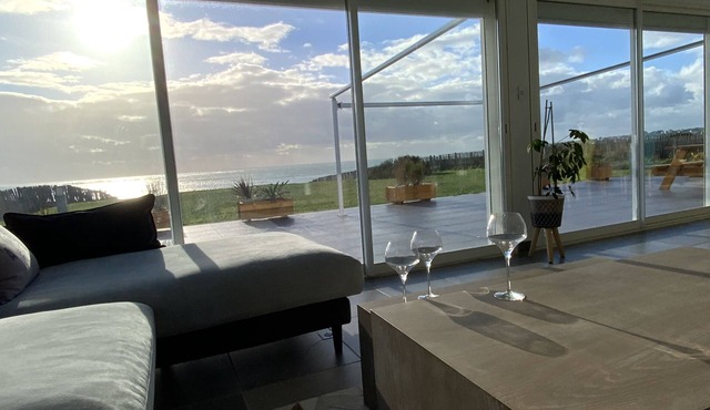 Superb oceanfront villa