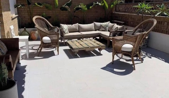 Superb penthouse apartment with 70m2 terrace