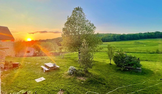 Superb Renovated Longère with Large Park: Morvan! A Beautiful Natural Retreat, Historic Stone Walls