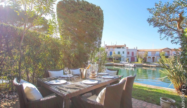 Superb renovated house 5 persons et 10.50 m mooring