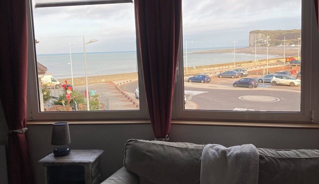 Superb sea view apartment