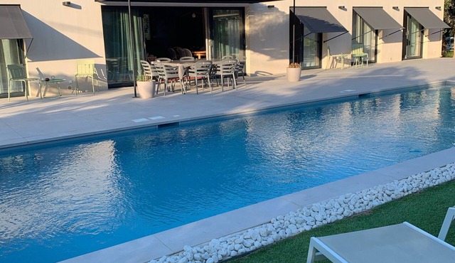 Superb single-storey villa with trendy decorPROMO SPECIALE JUNE 10% OFF