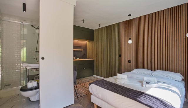Superb Studio in Neuilly Porte Maillot