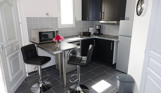 SUPERB STUDIO (30 m2) QUIET AT THE DOORS OF MONTPELLIER BETWEEN SEA and MONTAG