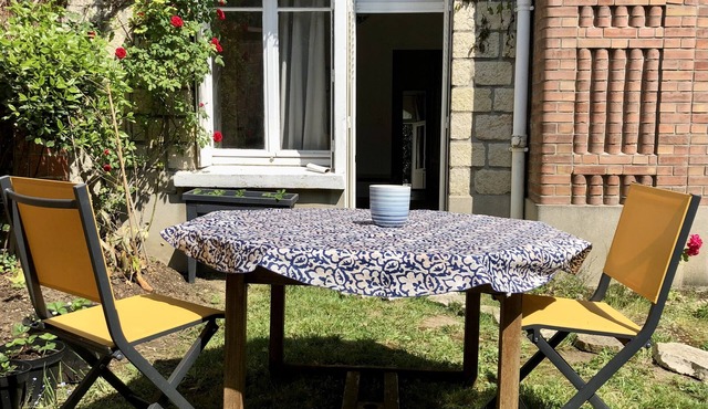 Superb Studio in villa with separate entrance