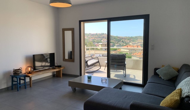 Superb STUDIO sea view