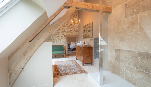 Superb suite in the heart of the forest