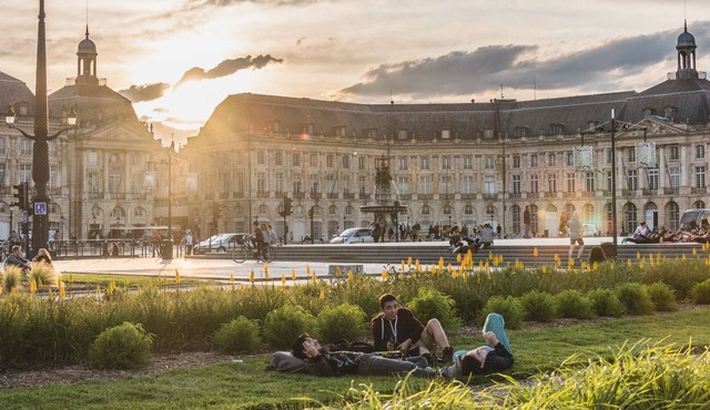 Superb townhouse with jacuzzi in Bordeaux