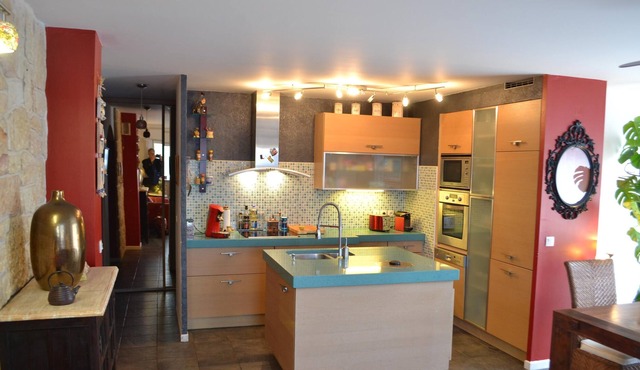 SUPERB T3 APARTMENT NEAR TOWN CENTER SECURE PARKING