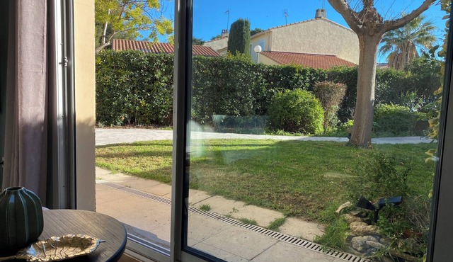 Superb t4 apartment 150m from the sea