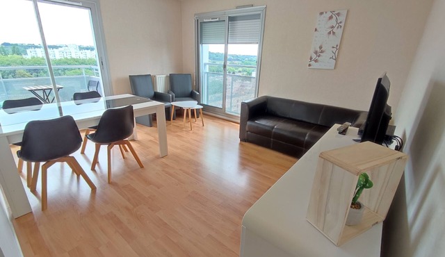 Superb T5 apartment in Brest