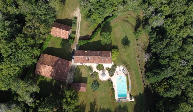 Superb Traditional Stone Farmhouse dating from the 16th Century