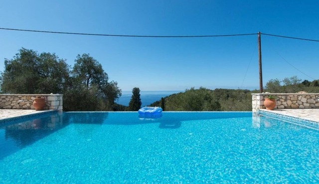 Superb Two Bedroom Villa with Private Pool and Amazing Sea Views !