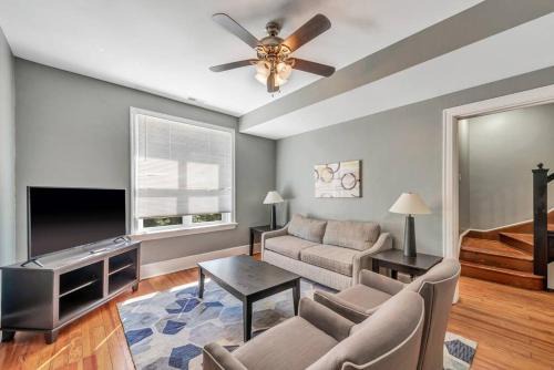 Superb Two Unit Listing in STL