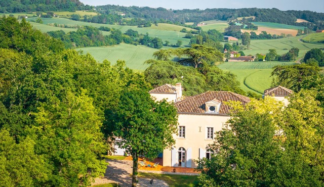 Superb Villa Fezembat with Pool & Park