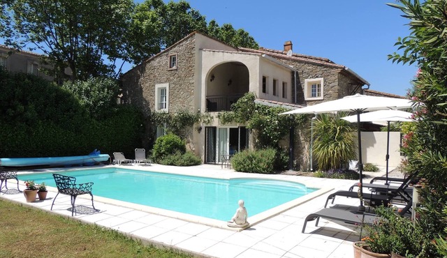 Superb villa: 3 suites (bed/bath) with private pool and air conditioning