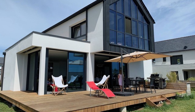 Superb villa with incredible sea view