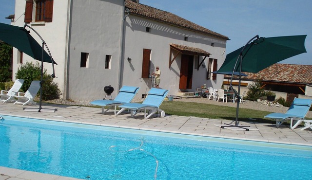 Superb villa in beautiful location with heated private pool