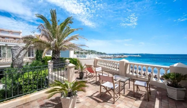 Superb Villa Palma in front of the sea - Cannes