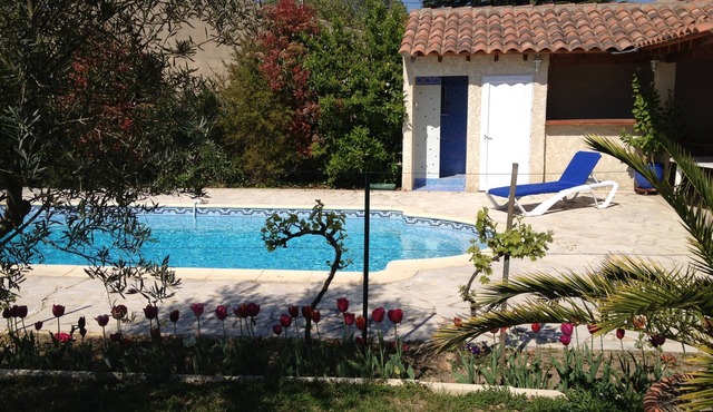 Superb villa, private pool, poolhouse, garden, quiet ideal family