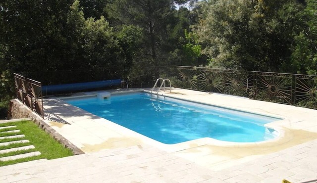 Superb Villa the Aix en Provence, 200m² with swimming pool on a quiet terr