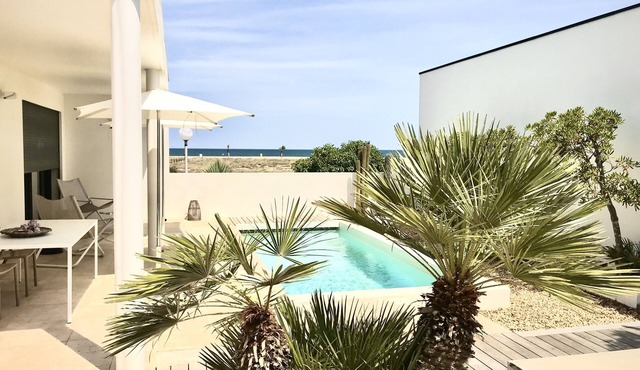 Superb villa with panoramic sea views