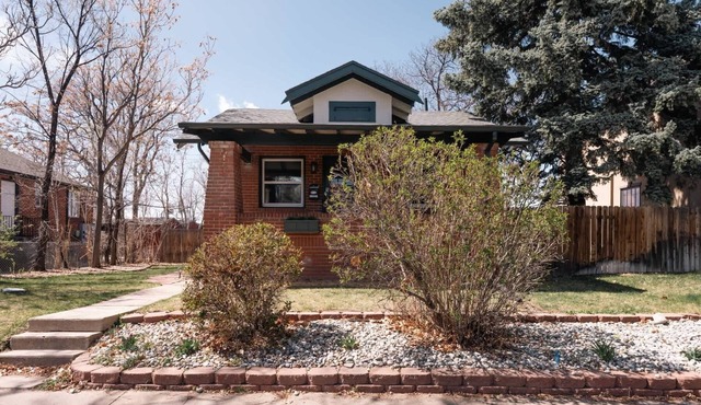 Superb Washington Park Home - Dog-Friendly w Yard