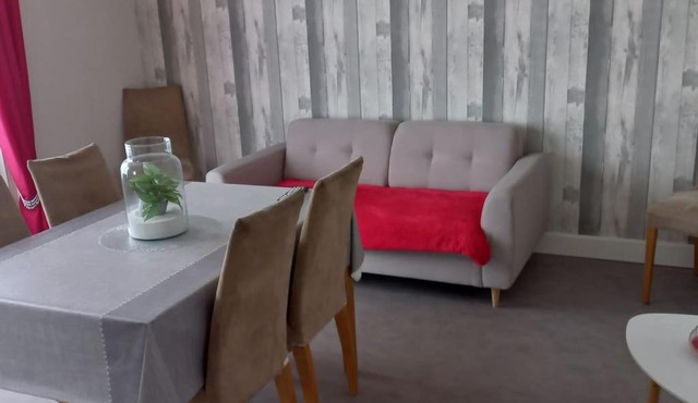 Superbe appartement devant les berges de liane.