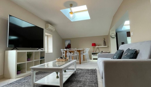 Superbe Appartement Avec 2 Chambre - 9 Personnes - Parking Privé