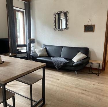 Superbe appartement face au Château - 2 chambres 5 pers - VERLAINE