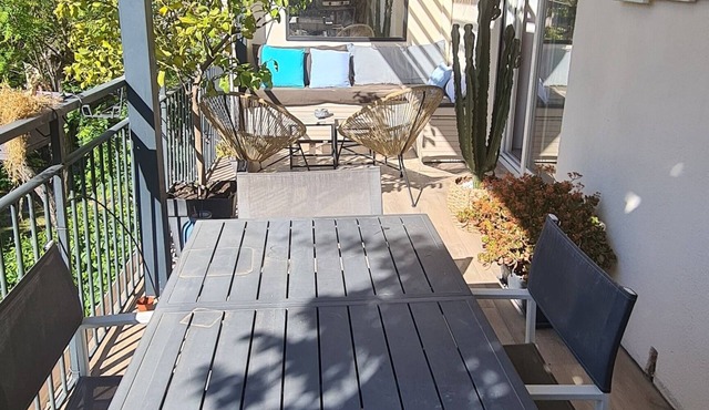 Superbe Appartement, Terrasse Calme et vue sur ND de la Garde, 7mn Vieux Port