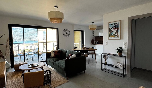 Superbe Appartement T3 Neuf Avec Terrasse vue mer - 6 Couchages