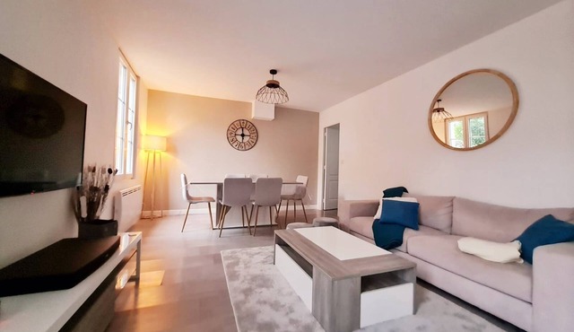 Superbe Gîte Classé 3 Étoiles, au Vert, à 2 pas du Château de Pierrefonds, 6pers