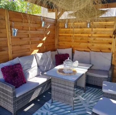 superbe grand studio tout confort avec exterieur