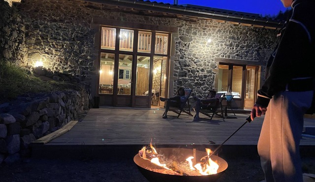 Superbe Maison de Campagne Authentique, Dans la Forêt et la Magie de la Nature