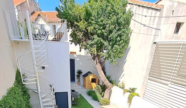 Superbe Maison de Ville Avec Piscine