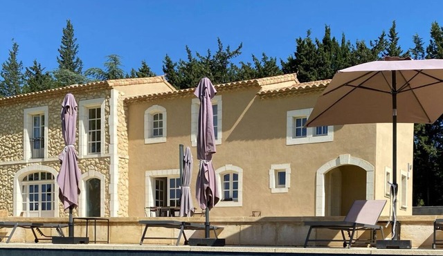 Superbe Mas Provençal Rénové Avec Piscine et Climatisation - Paradou