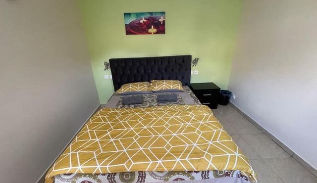 Superbe Newly renovated flat