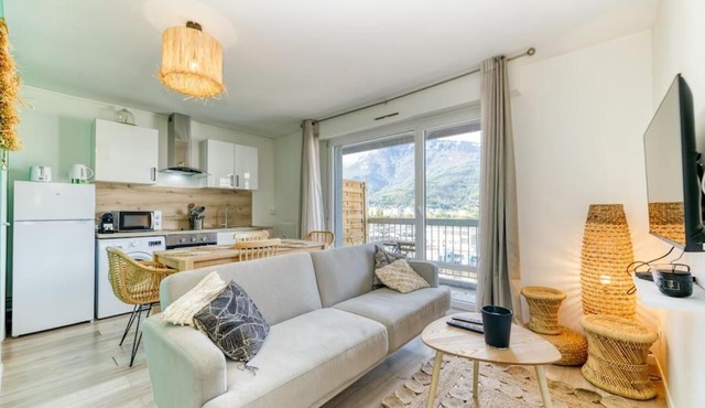 Superbe : parking gratuit + fibre wifi + balcon