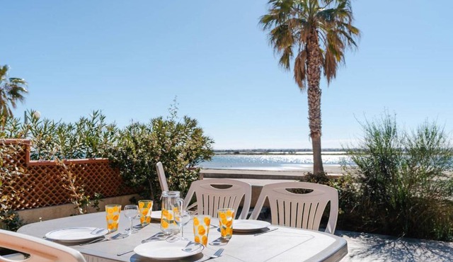 Superbe Pavillon à Gruissan avec Terrasse sur Plage, 2 Chambres, Parking et Wifi - FR-1-409A-20