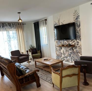 Superbe pavillon 4 chambres - parking privé - Grande Terrasse au calme - limoges