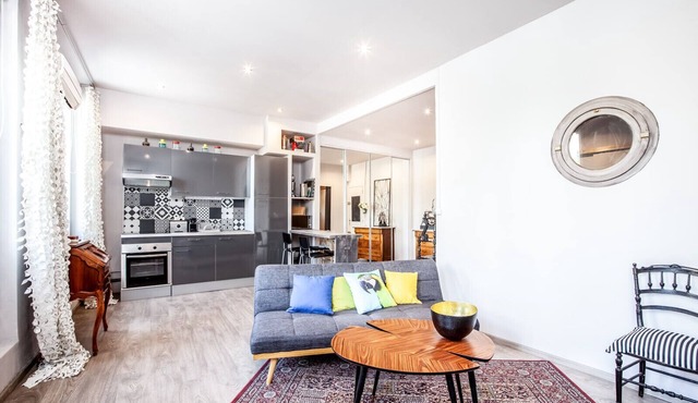 Superbe T2 de Standing au Pharo - Air Rental