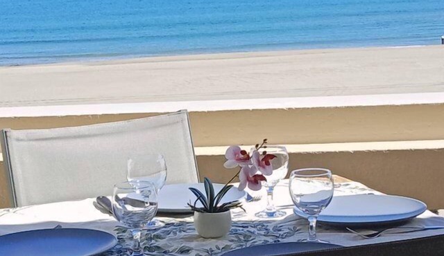 Superbe T2 Moderne,wifi, Climatisé Face Mer, Piscine et Parking