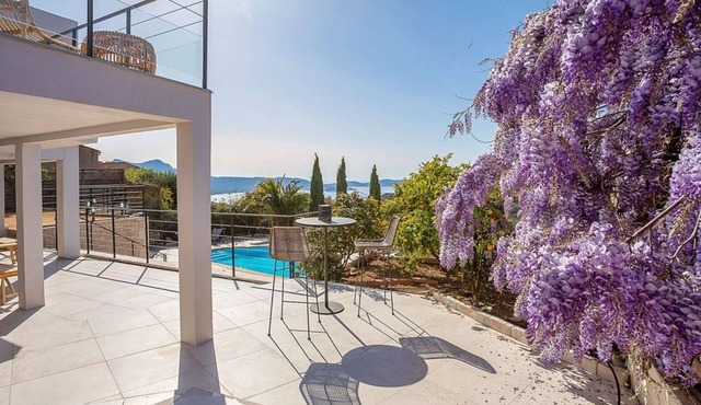 Superbe Villa 4 Chambres, vue Mer, Piscine & Pétanque, 5mn de la Plage