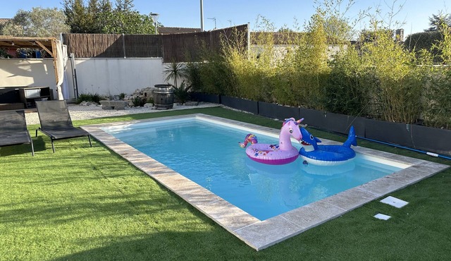 Superbe Villa 6 Couchages + un lit Bébé, Jacuzzi, Piscine, Salle de Sport, Calme