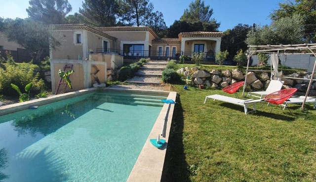 Superbe villa avec piscine