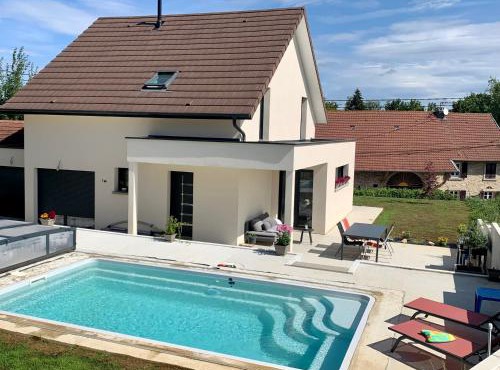 Superbe villa avec piscine proche de belfort