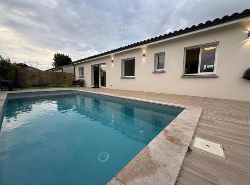 Superbe villa familiale avec piscine et spa