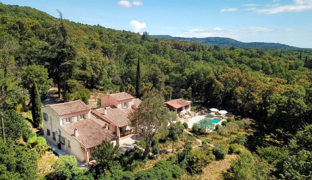 Superbe villa près Saint-Tropez