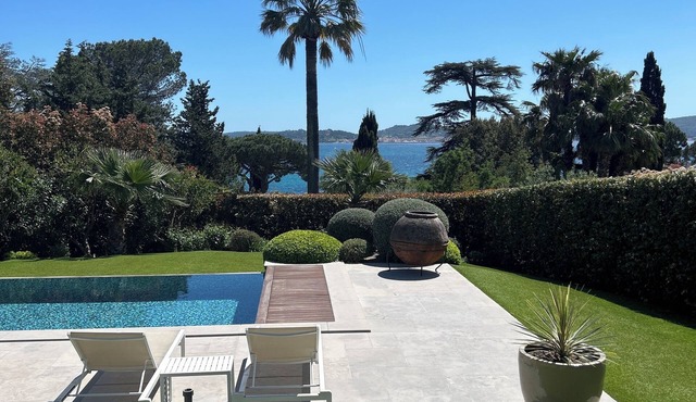Superbe Villa vue mer sur st Tropez